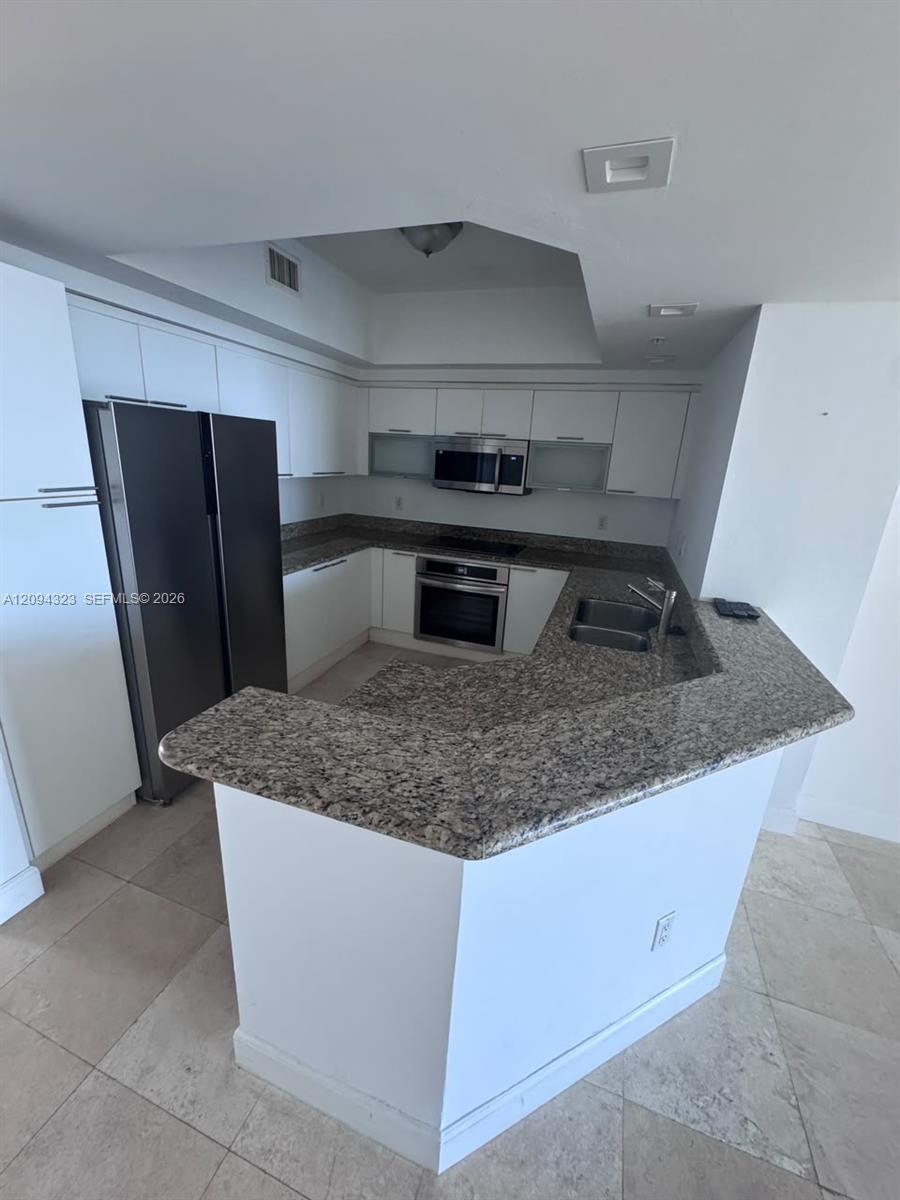 15051 Royal Oaks Ln # 701, North Miami FL 33181 photo 5