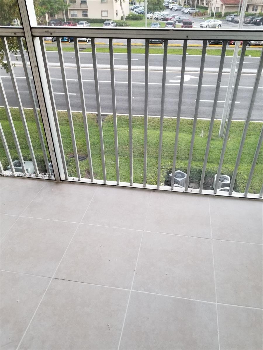 1000 SW 128th Ter # 303V, Pembroke Pines FL 33027 photo 5