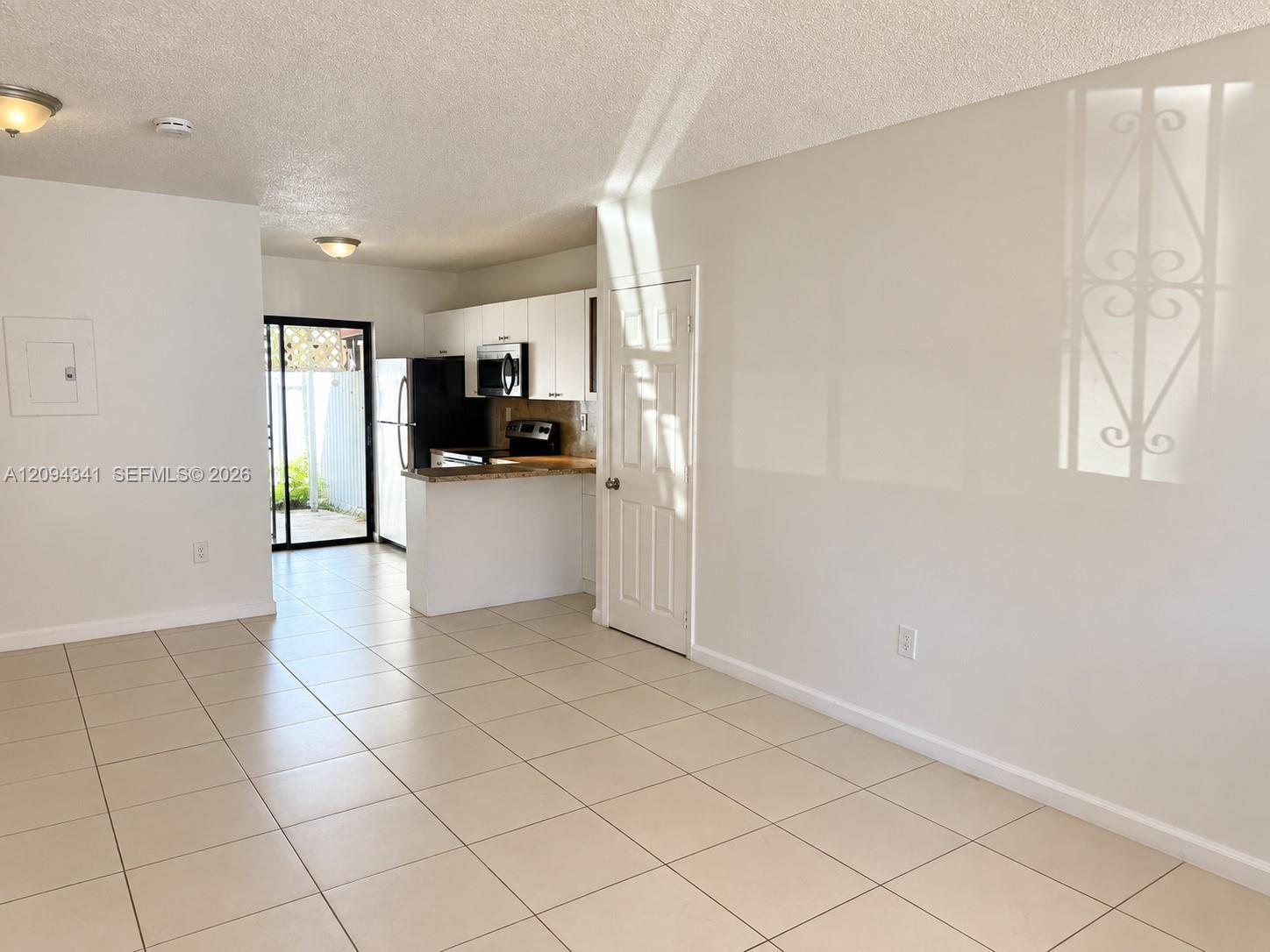 2775 W 61st St # 102, Hialeah FL 33016 photo 2