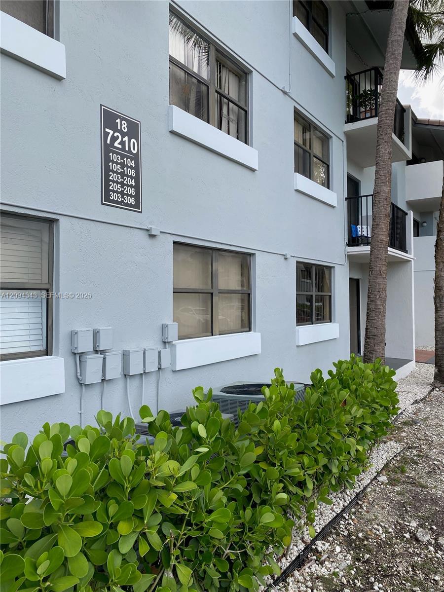 7030 NW 179th St # 205, Hialeah FL 33015 photo 2