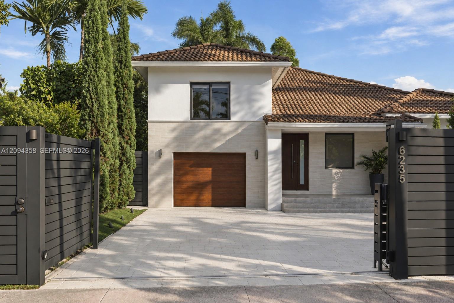 6235 Alton Rd, Miami Beach FL 33140 photo 2