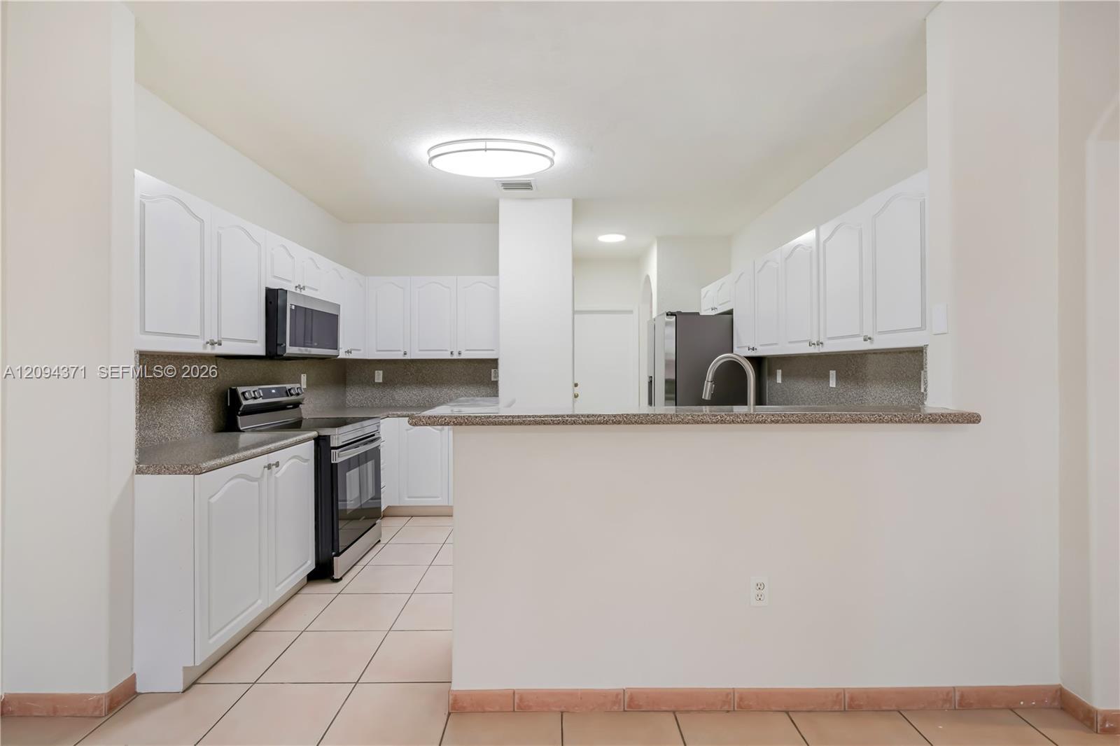 15470 SW 41st Ter, Miami FL 33185 photo 3
