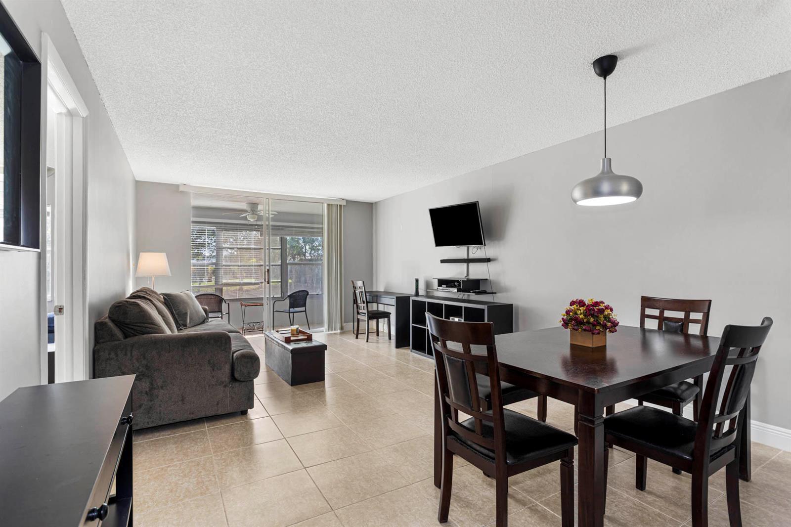 9700 SUNRISE LAKES Boulevard # 101, Sunrise FL 33322 photo 4