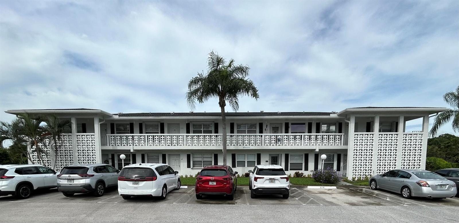 2860 SW 13th Street # 202, Delray Beach FL 33445