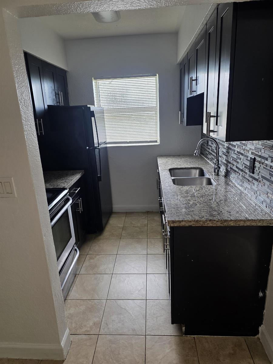 3941 NW 30TH Terrace NW # 2, Lauderdale Lakes FL 33309 photo 5