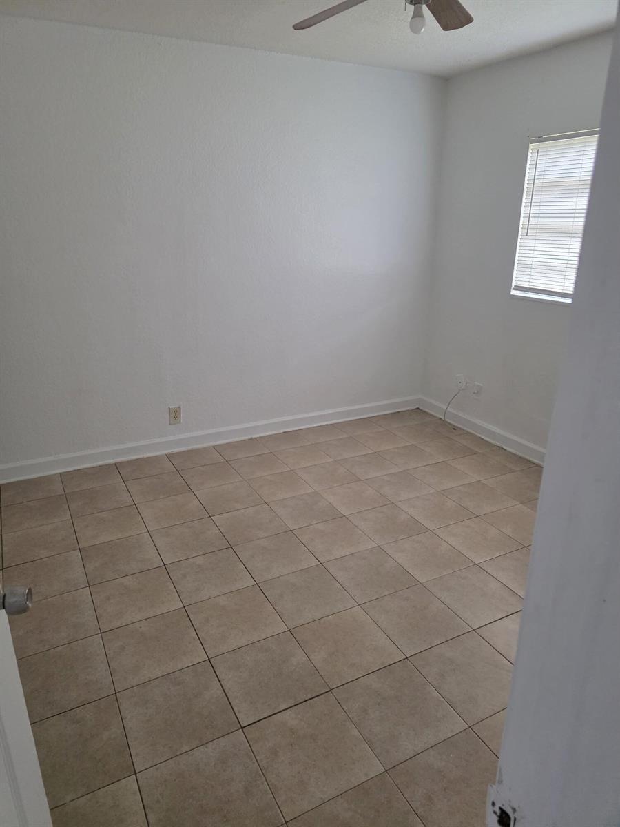 3941 NW 30TH Terrace NW # 2, Lauderdale Lakes FL 33309 photo 4