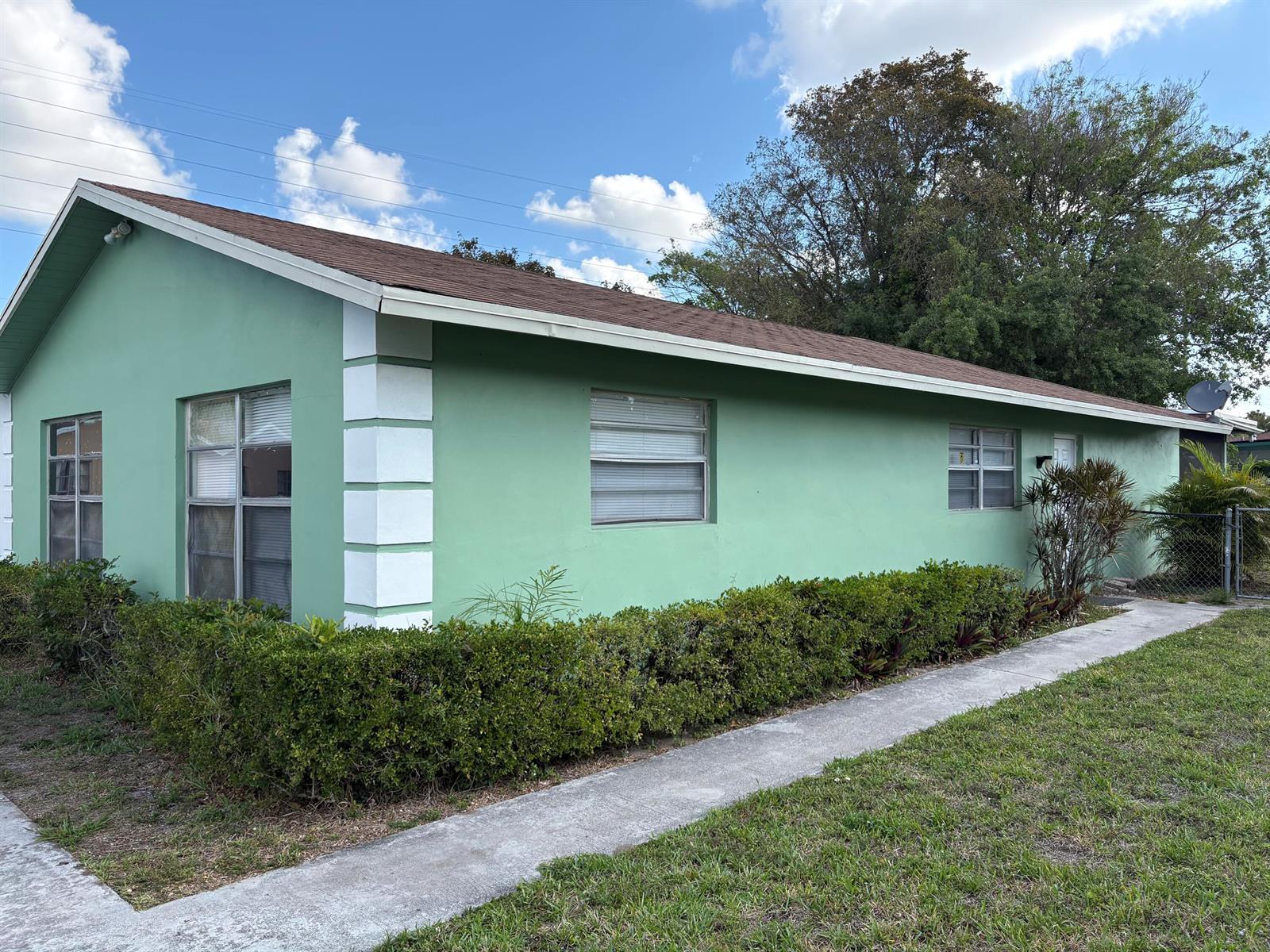 5954 BAHAMA Court, West Palm Beach FL 33407 photo 3