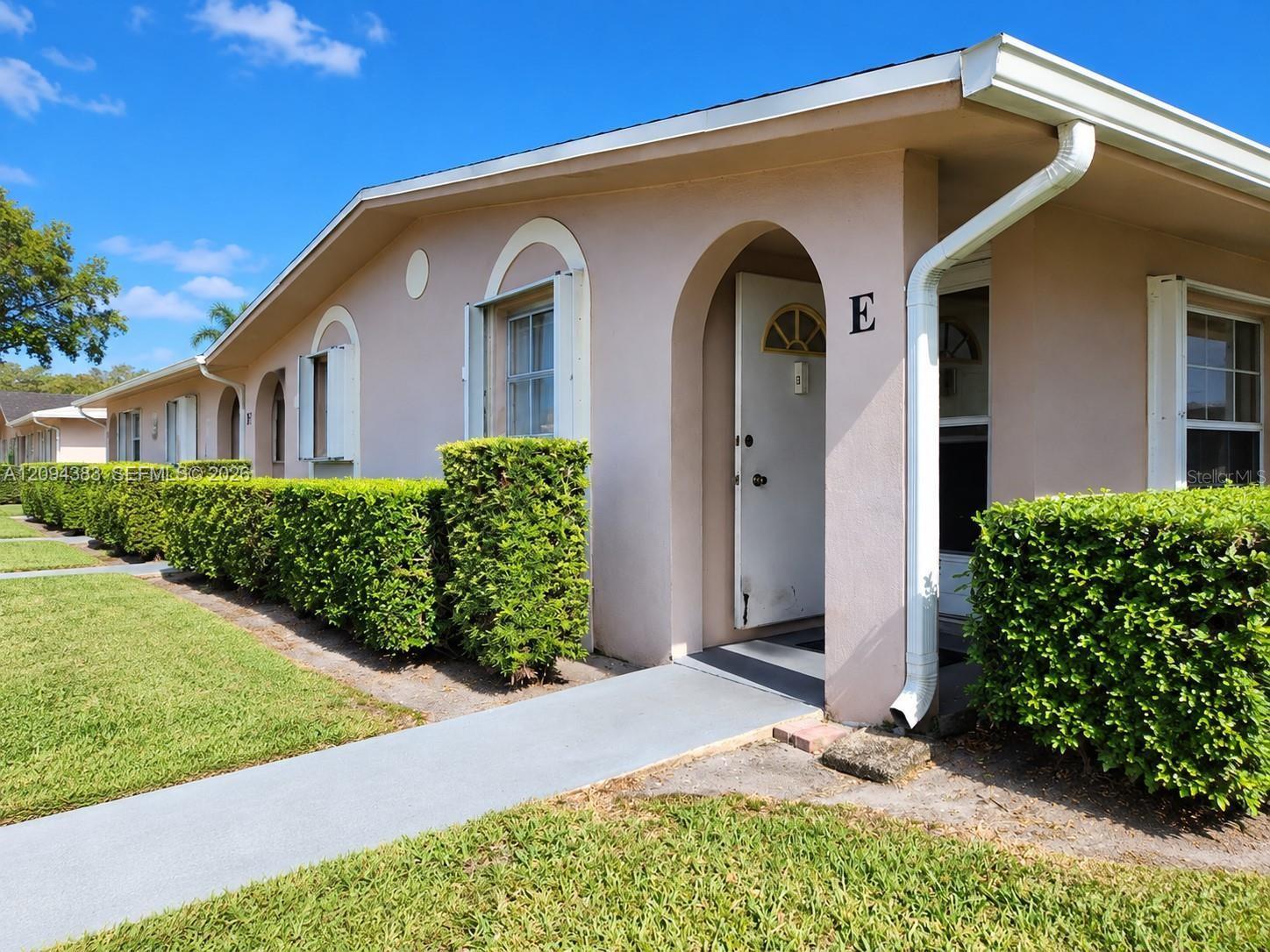 2784 Dudley Dr, West Palm Beach FL 33415 photo 3