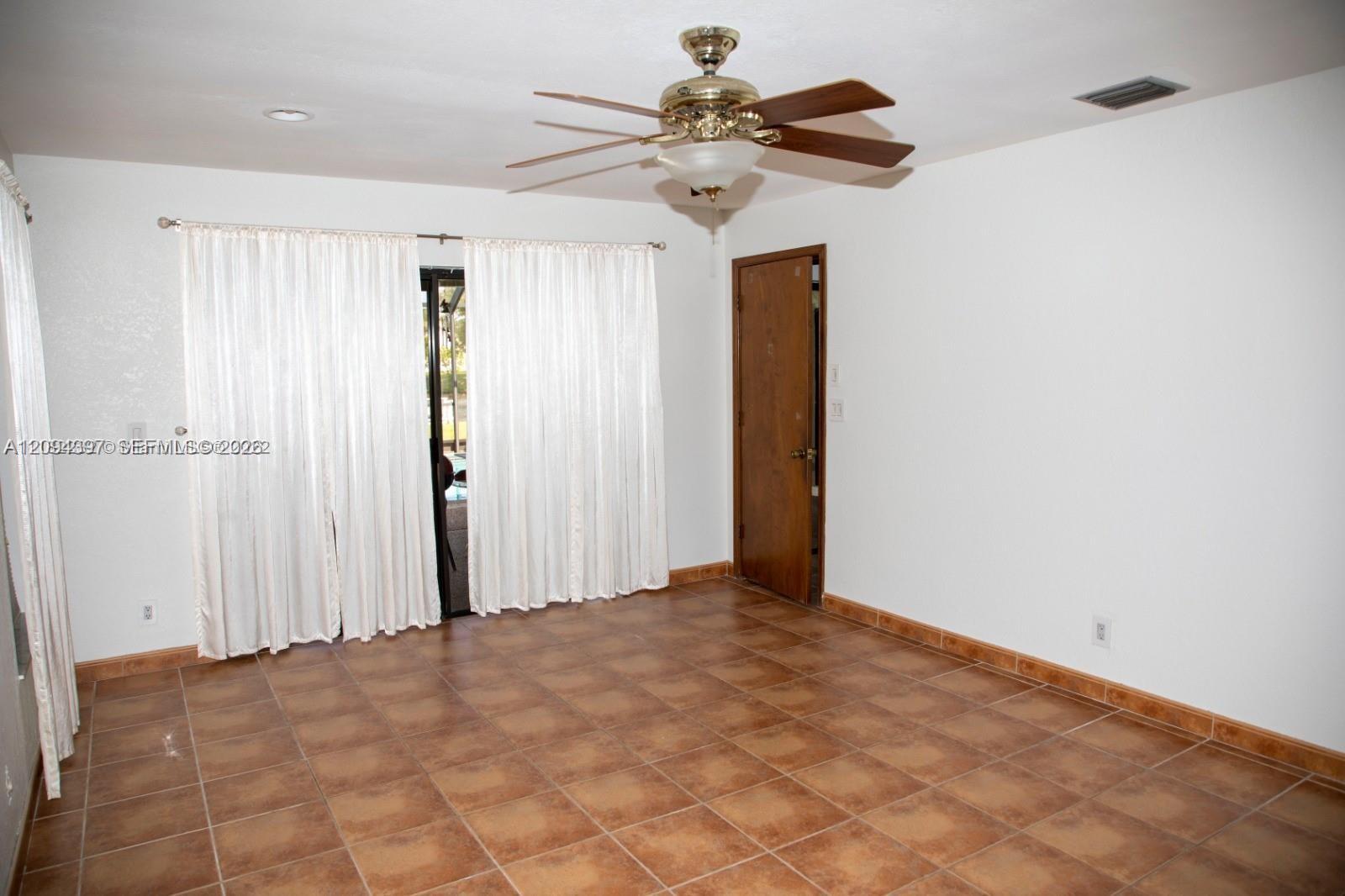 1060 NW 110th Ln # 1060, Coral Springs FL 33071 photo 4