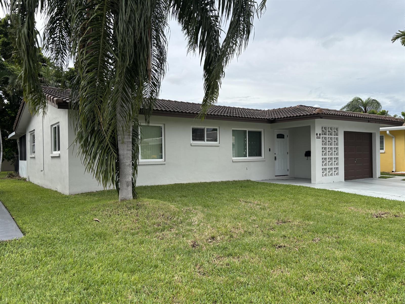 5611 NW 49TH Terrace, Tamarac FL 33319