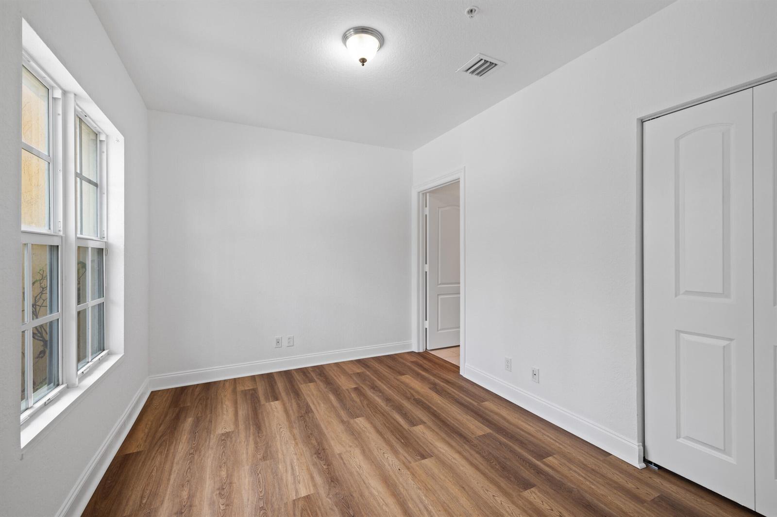 601 S FEDERAL Highway # 30, FL 33460 photo 5