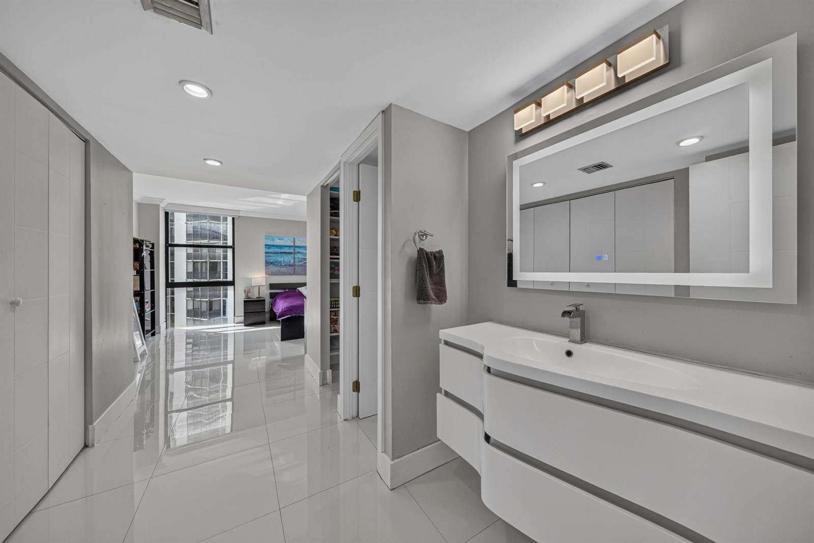 20379 W COUNTRY CLUB Drive # 1139, Aventura FL 33180 photo 4