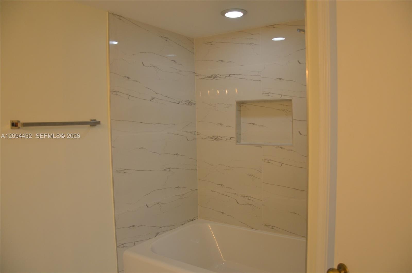 130 SW 96th Ave # 2, Plantation FL 33324 photo 5
