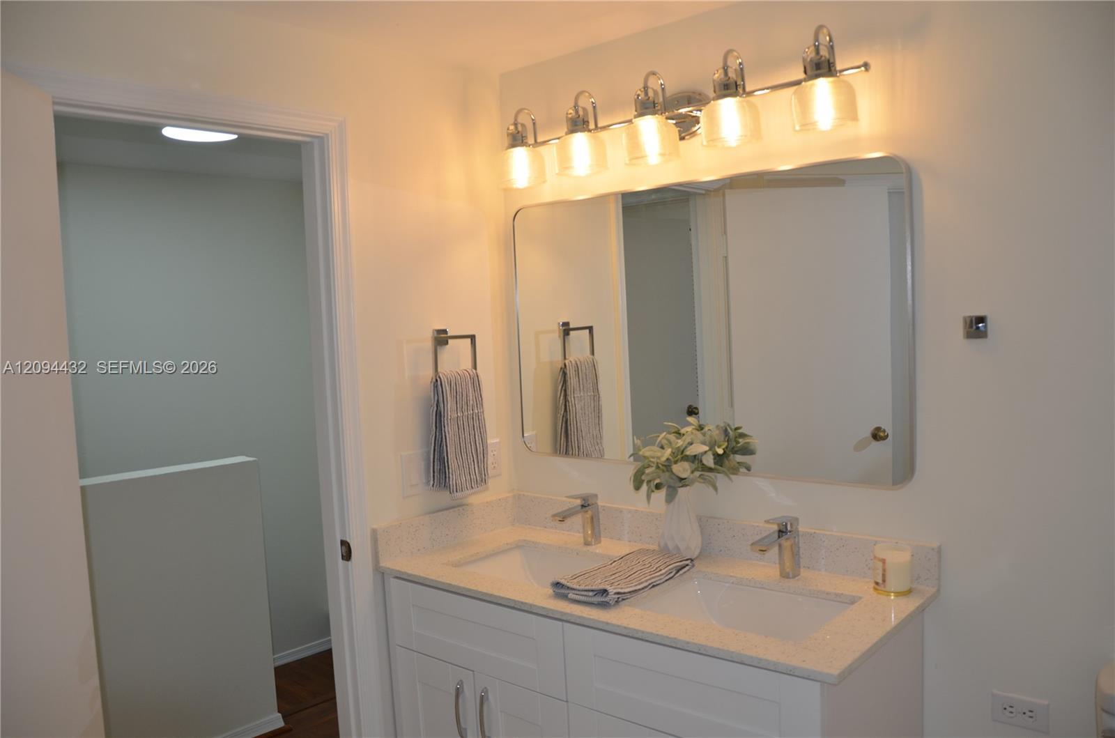 130 SW 96th Ave # 2, Plantation FL 33324 photo 4
