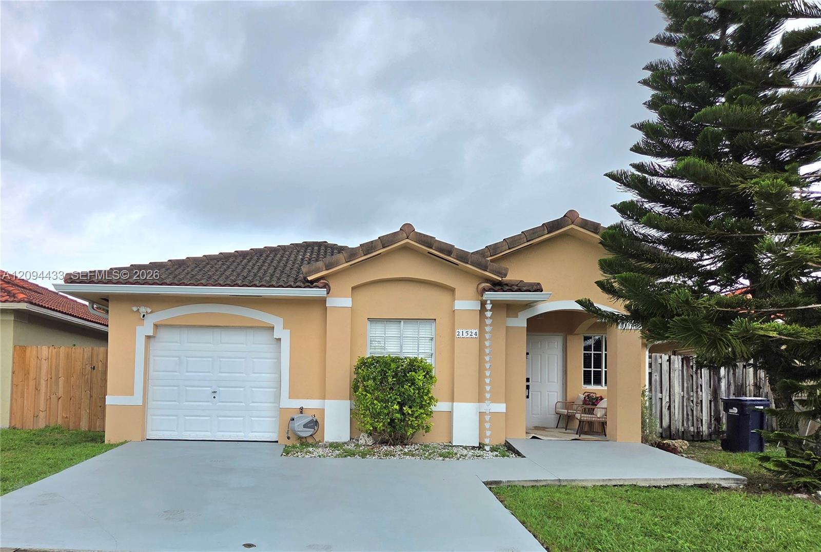 21524 SW 89th Path, Cutler Bay FL 33189 photo 4
