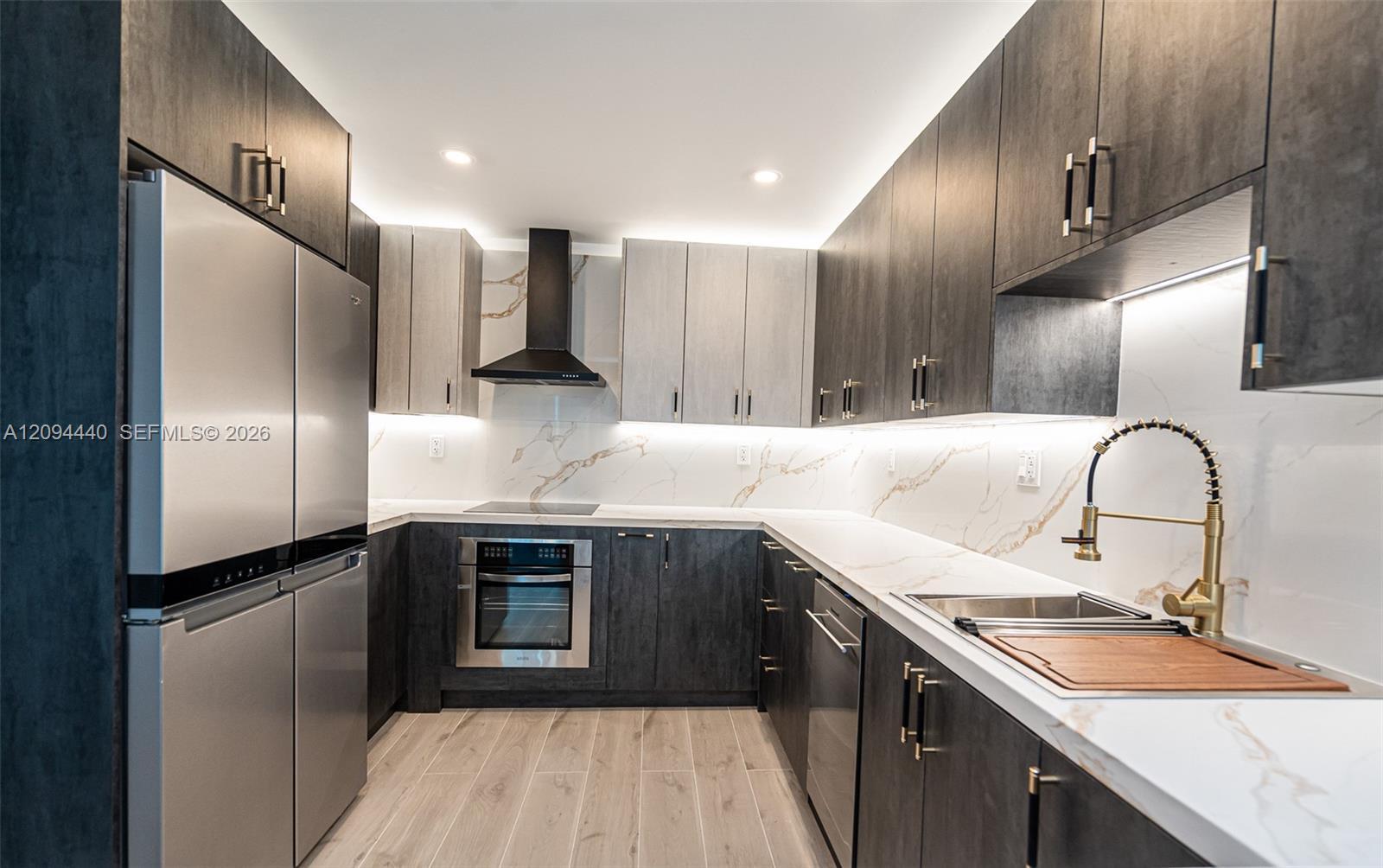 18081 Biscayne Blvd # 503, Aventura FL 33160 photo 3