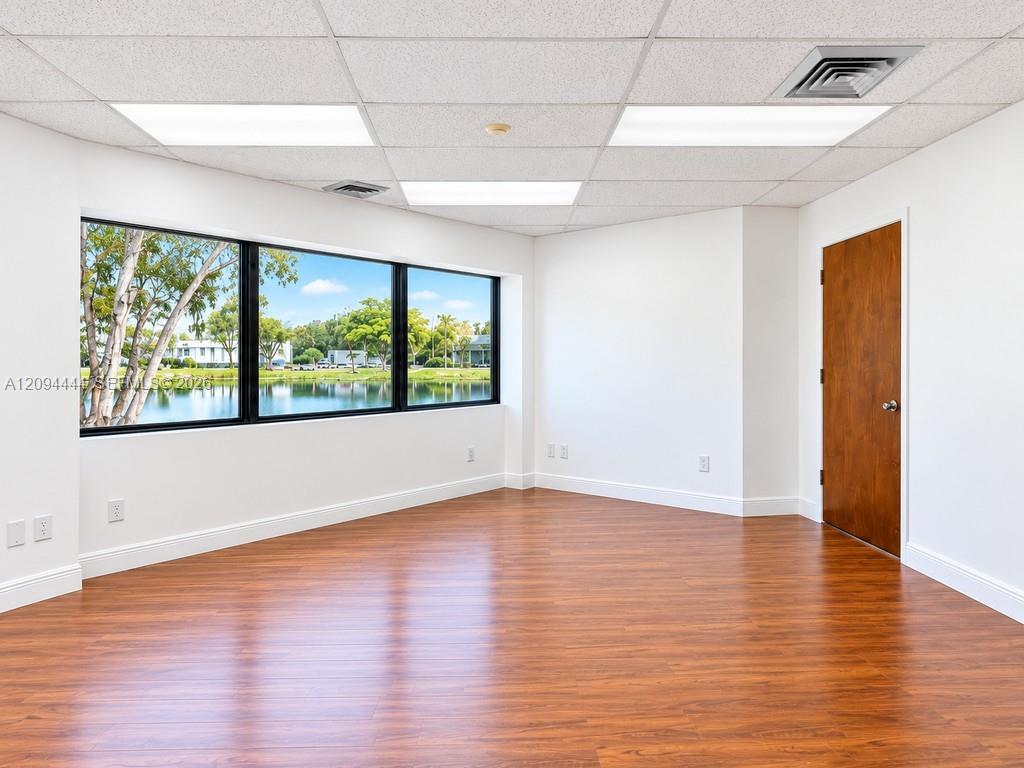 2000 NW 89th Pl, Doral FL 33172 photo 3
