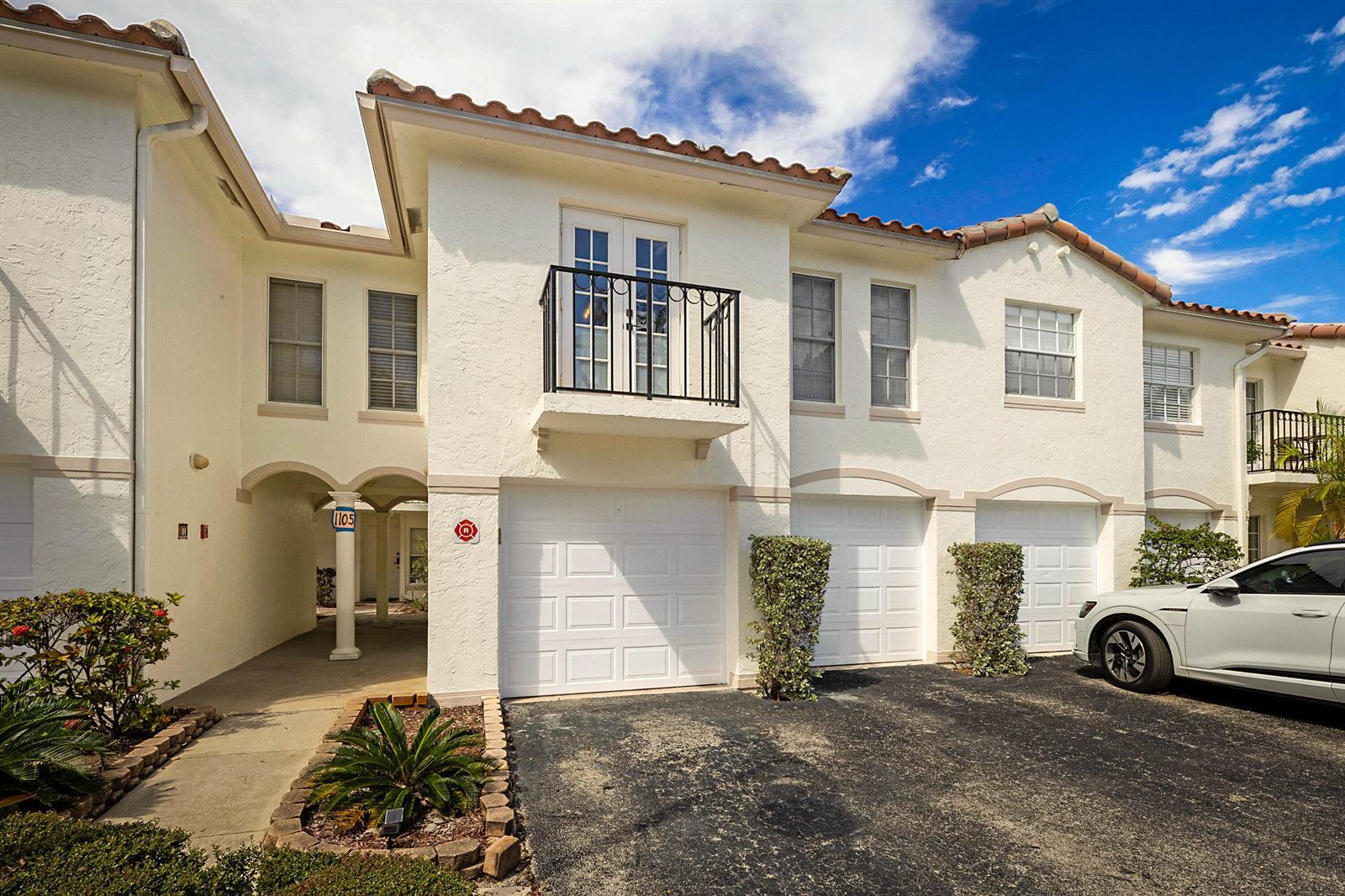 1105 Lake Shore Drive # 205, Lake Park FL 33403