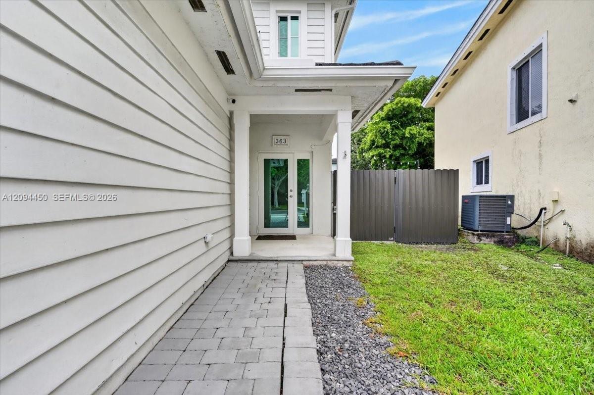 363 NE 35th terrace, Homestead FL 33033 photo 4
