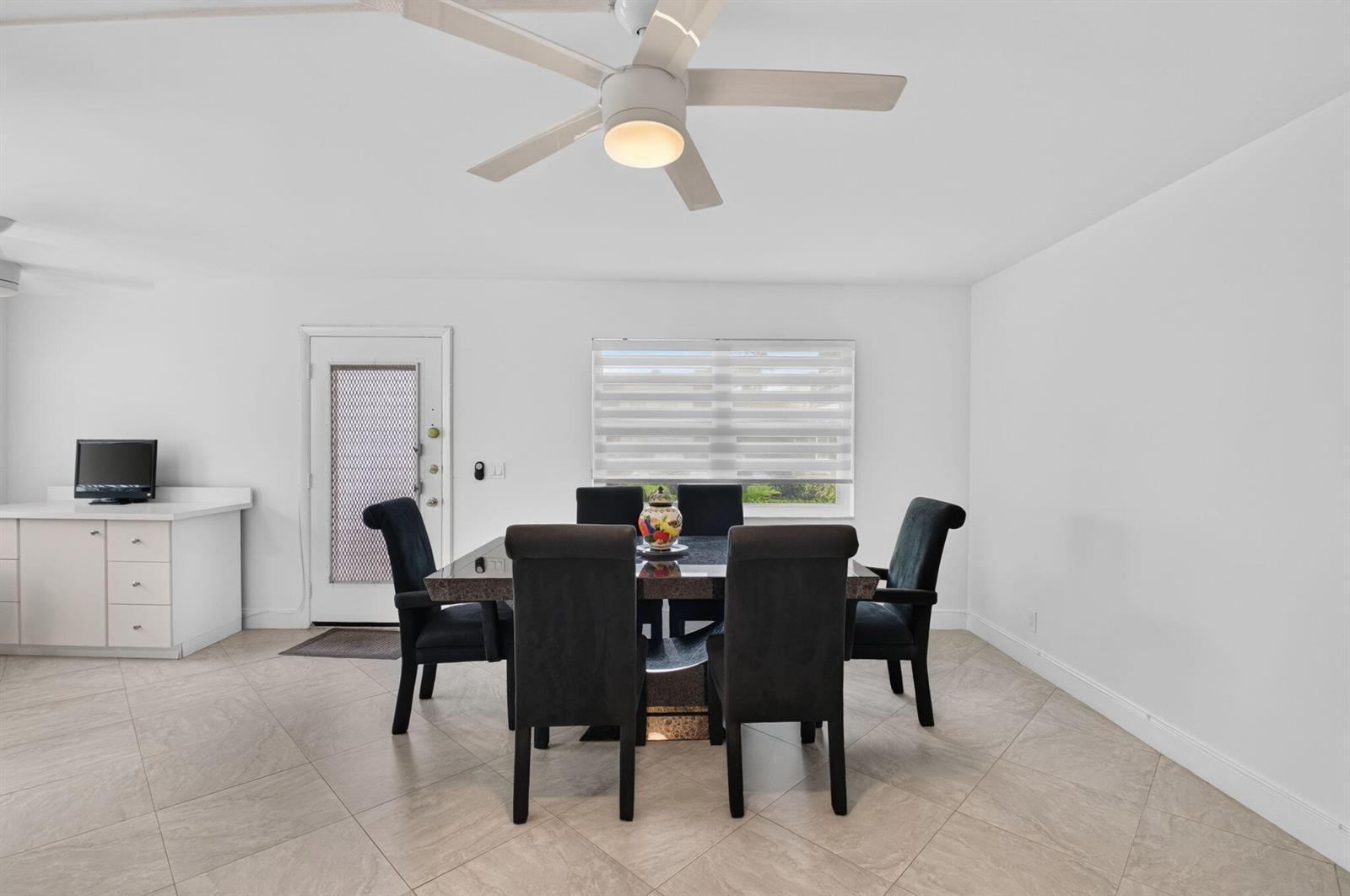 390 Normandy I, Delray Beach FL 33484 photo 5
