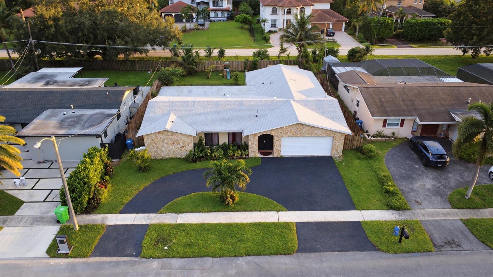 11440 NW 29TH Street, Sunrise FL 33323 photo 2