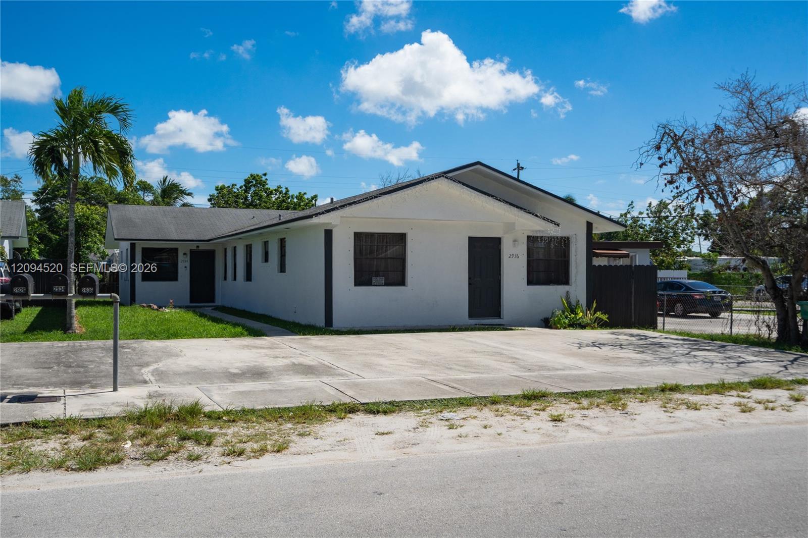 2934 NW 94th St # 2934, Miami FL 33147
