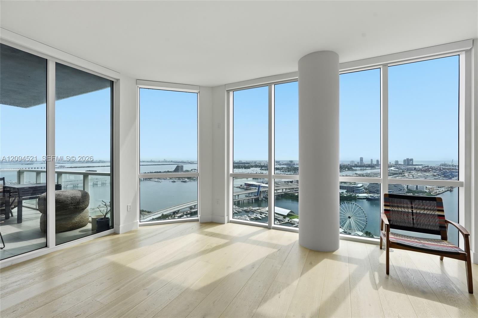 244 Biscayne Blvd # 4103, Miami FL 33132 photo 4