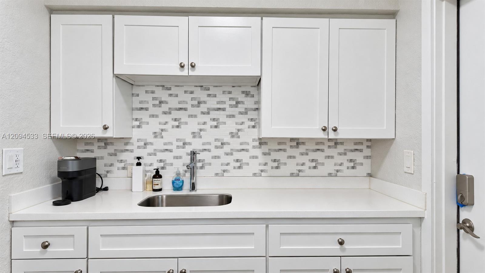 951 Jefferson Ave # 8, Miami Beach FL 33139 photo 5