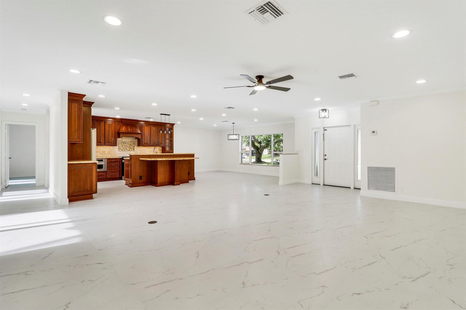 100 SW 15th Court, Boca Raton FL 33486 photo 3