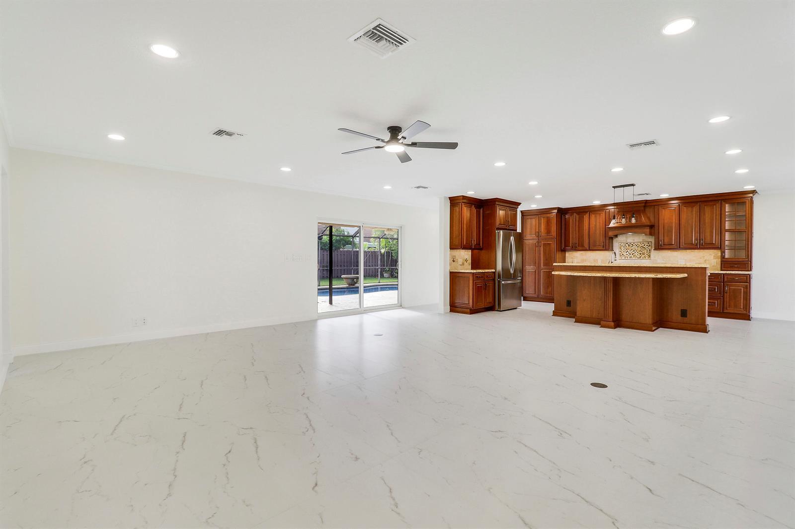 100 SW 15th Court, Boca Raton FL 33486 photo 5