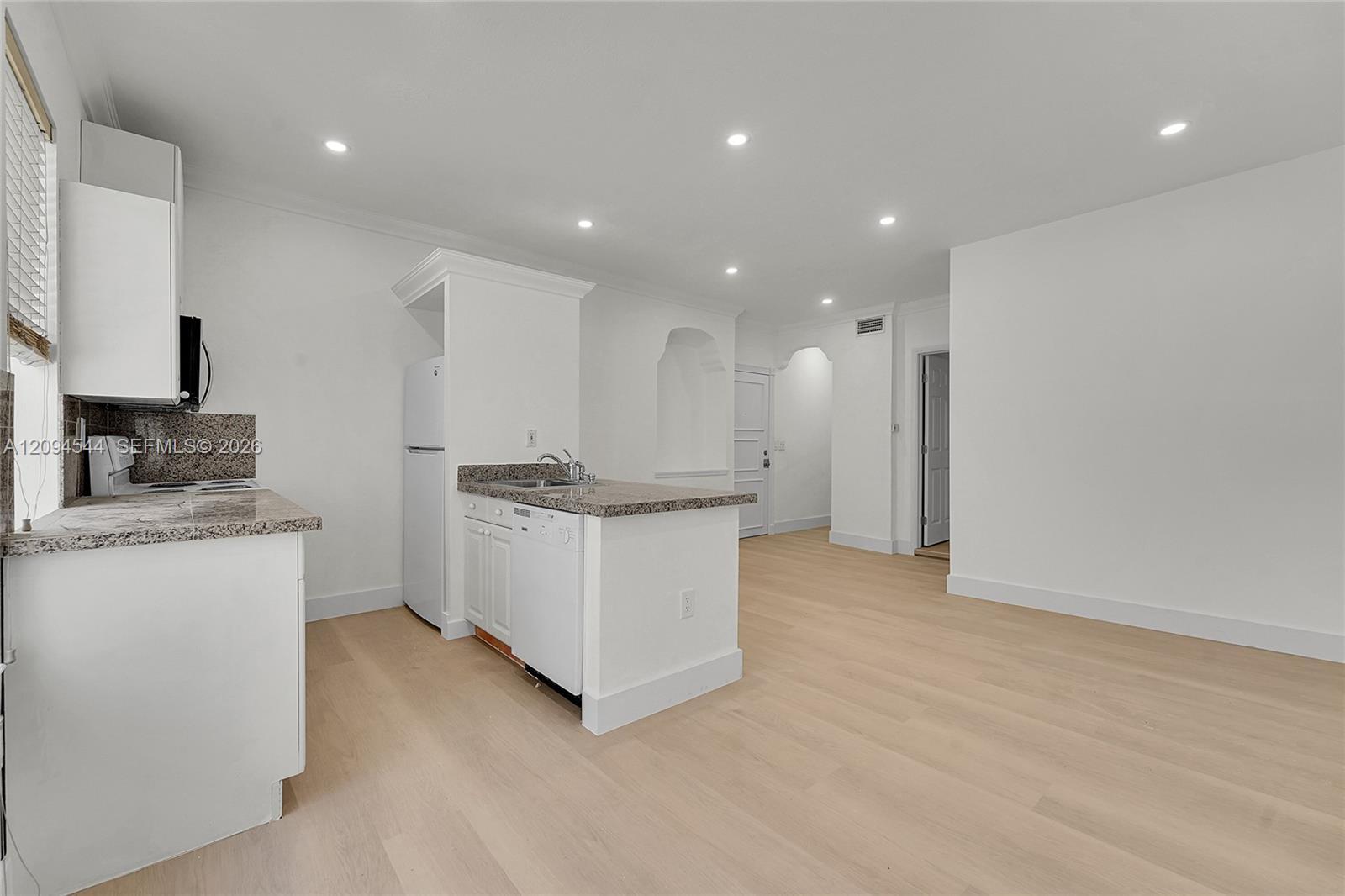 1027 Pennsylvania Ave # 103, Miami Beach FL 33139 photo 4
