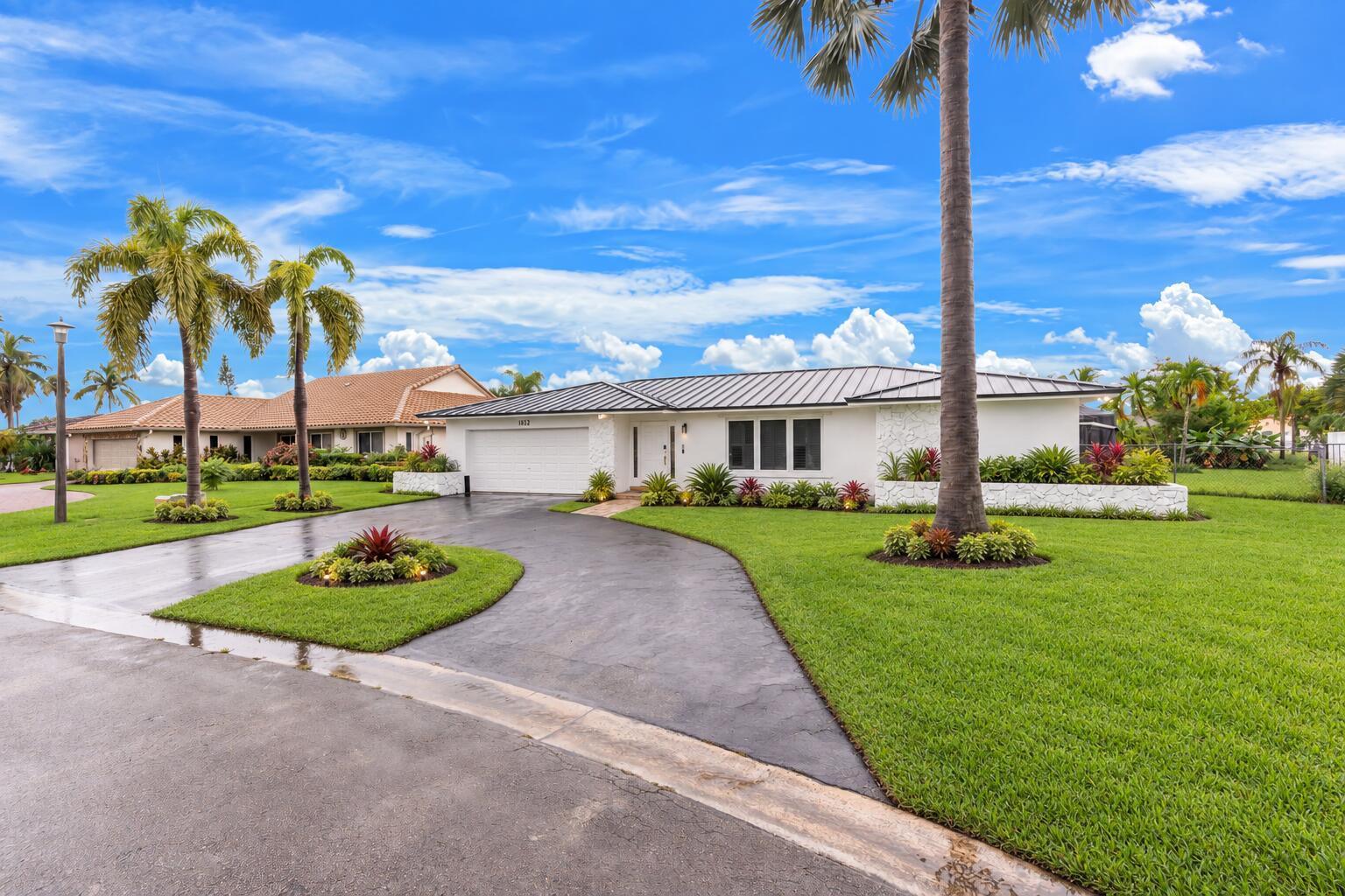 1852 NW 82ND Avenue, Coral Springs FL 33071 photo 2