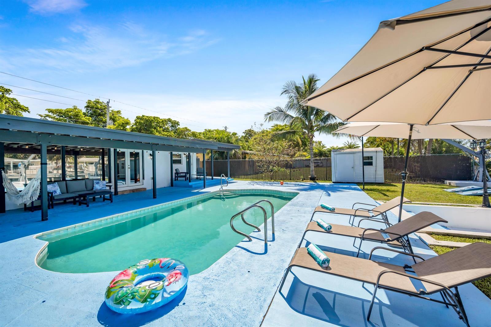 1875 Keystone Boulevard, North Miami FL 33181 photo 3