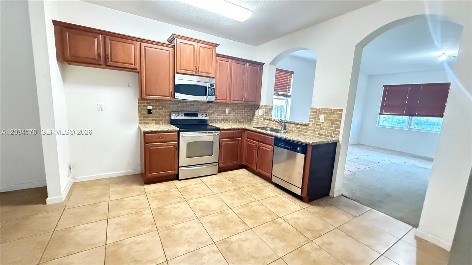 Cutler Bay, FL 33189 photo 4