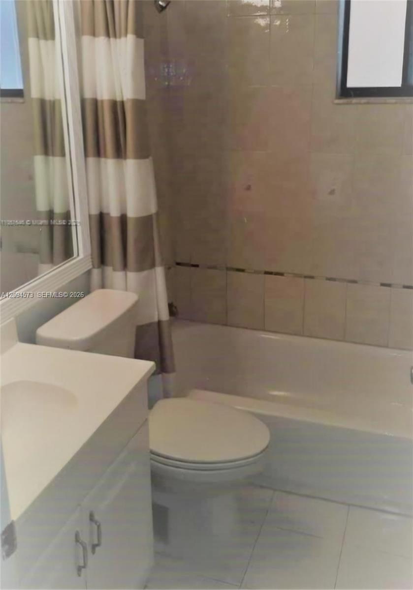 5490 W 21st Ct # 111, Hialeah FL 33016 photo 4