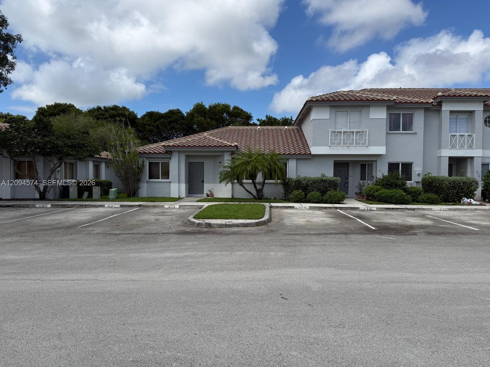 606 NW 208th Way # 208, Pembroke Pines FL 33029 photo 4