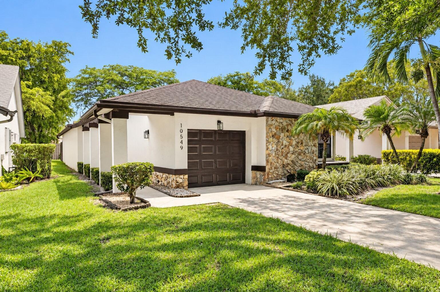 10549 Fern Tree Way, Boynton Beach FL 33436 photo 2