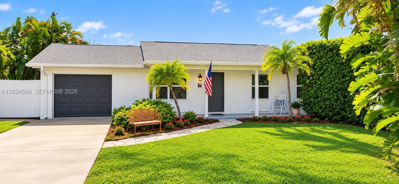 654 Bunting Dr, Delray Beach FL 33444