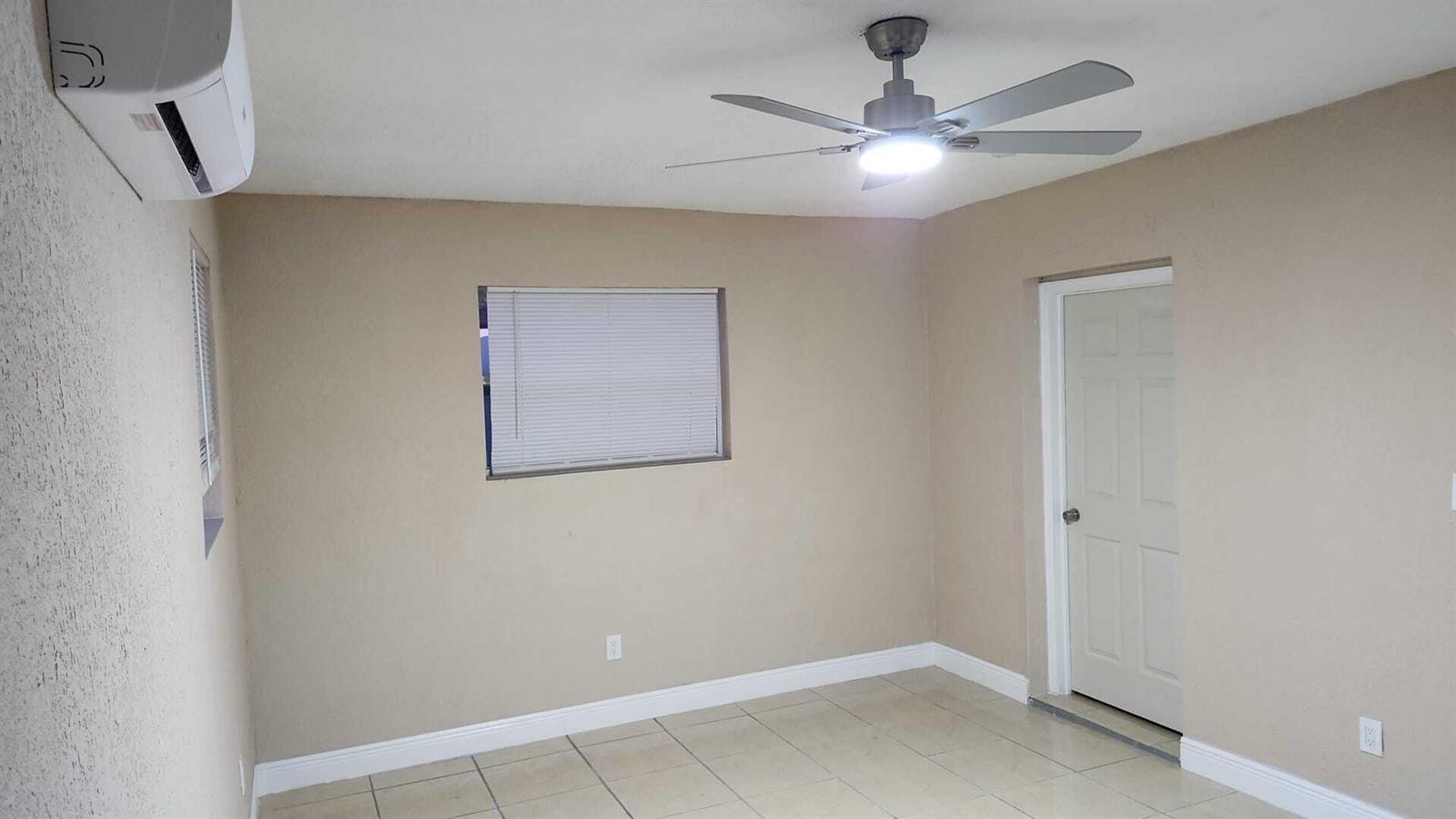 18515 NW 42ND Place unit 3, Miami Gardens FL 33055 photo 5