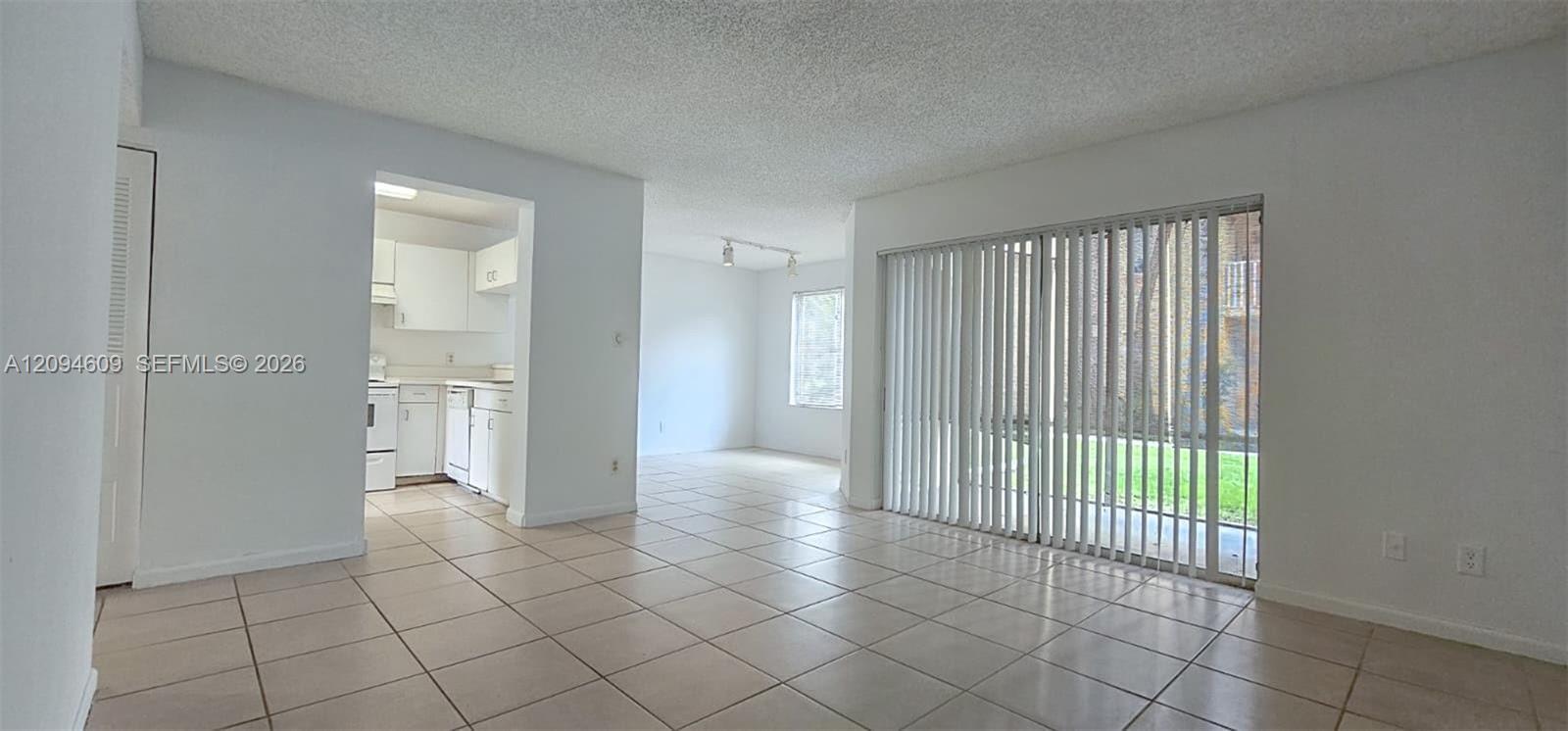 990 Coral Club Dr # 990, Coral Springs FL 33071