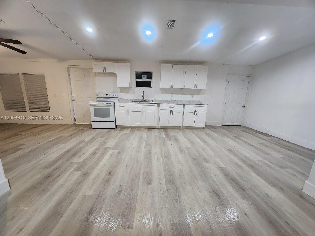 21870 NW 1st St # H, Pembroke Pines FL 33029 photo 3