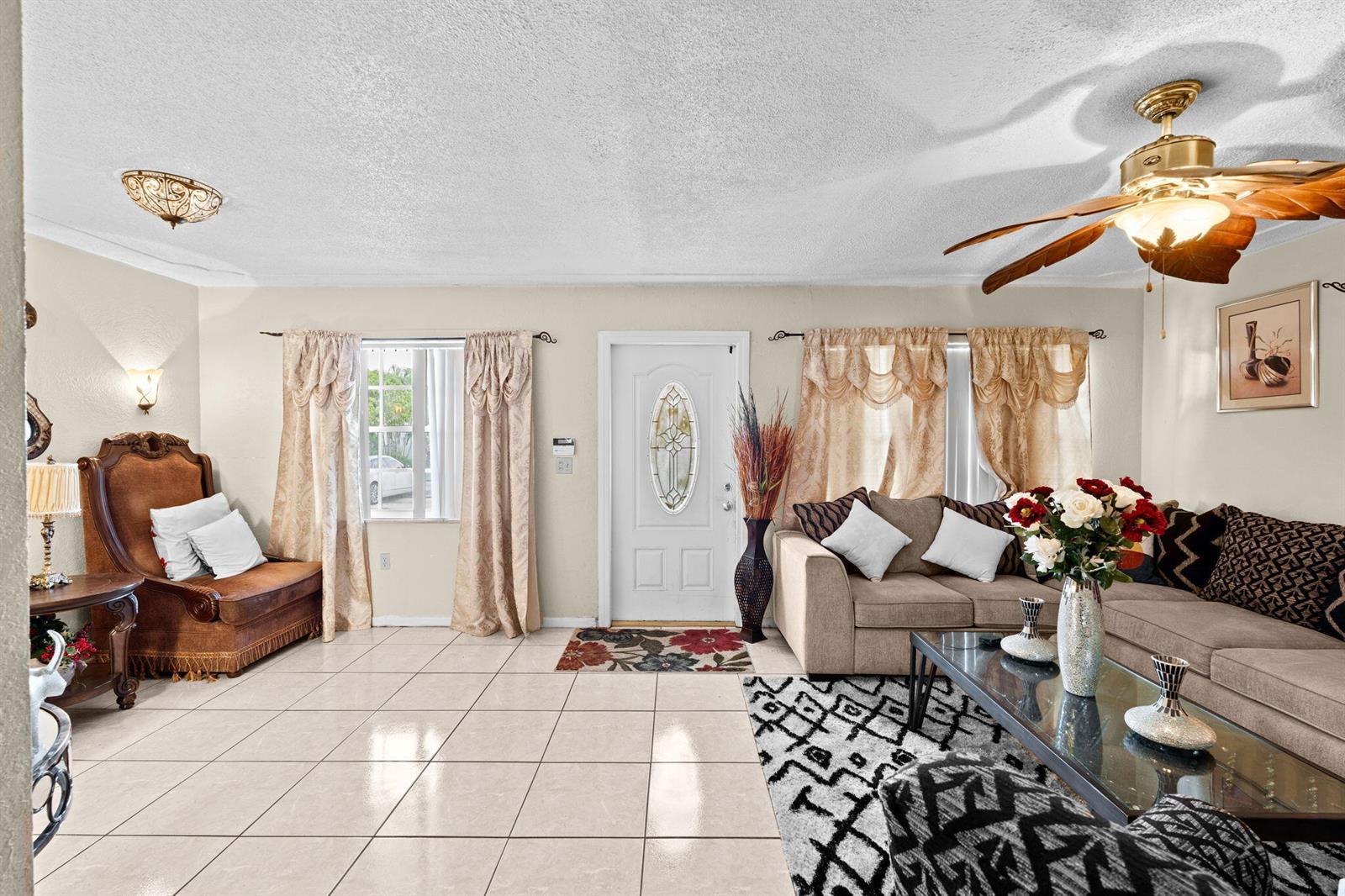 524 NW 9th Avenue, Boynton Beach FL 33435 photo 5