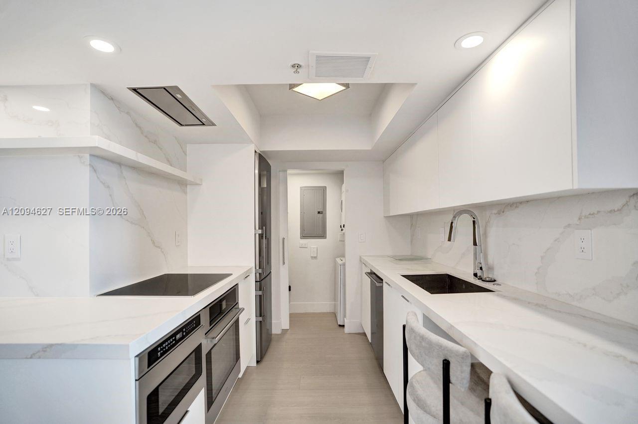 90 Alton Rd # 2407, Miami Beach FL 33139 photo 4