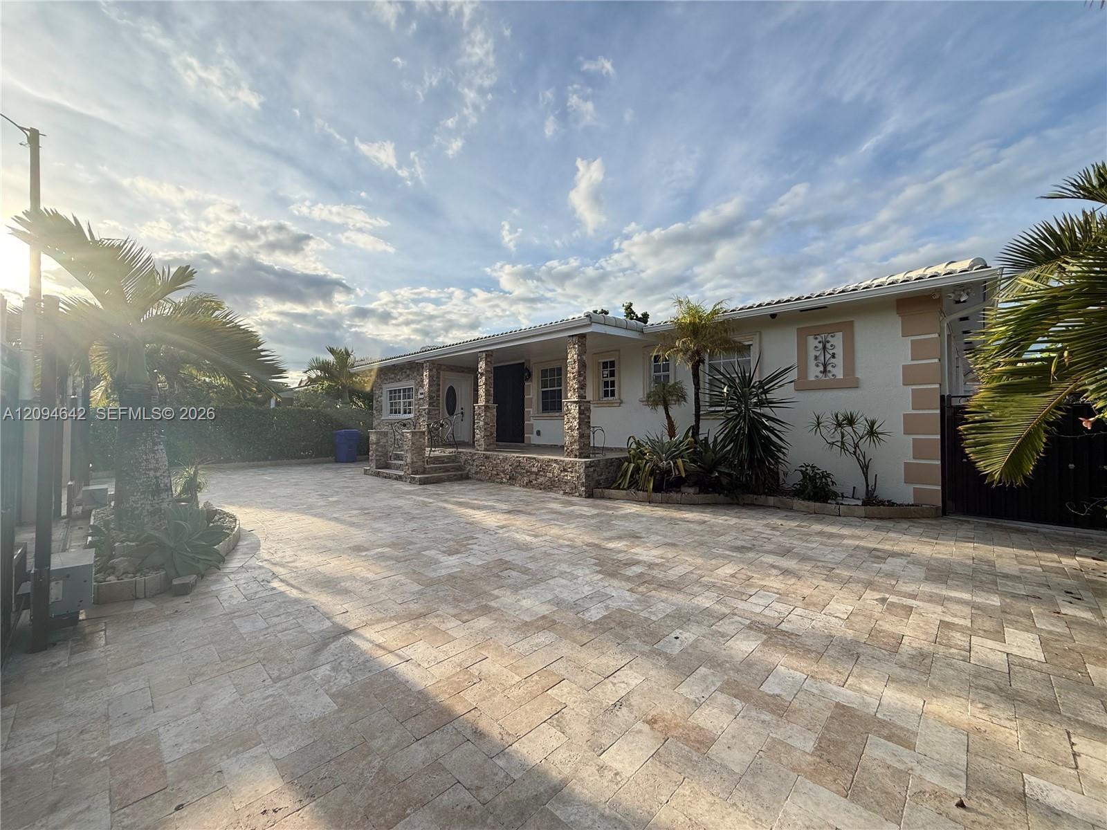 3889 NW 5th St, Miami FL 33126 photo 2