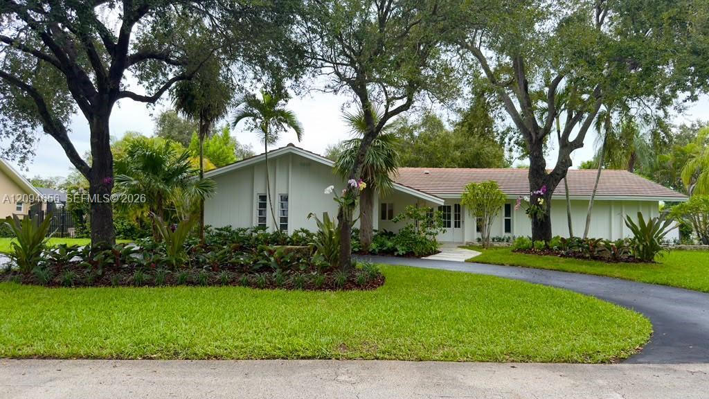 7521 SW 175th St, Palmetto Bay FL 33157 photo 2