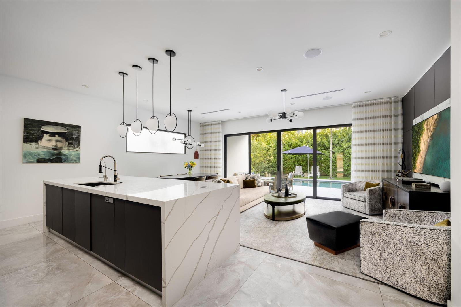 1616 NE 5TH Court # A, Fort Lauderdale FL 33301 photo 5
