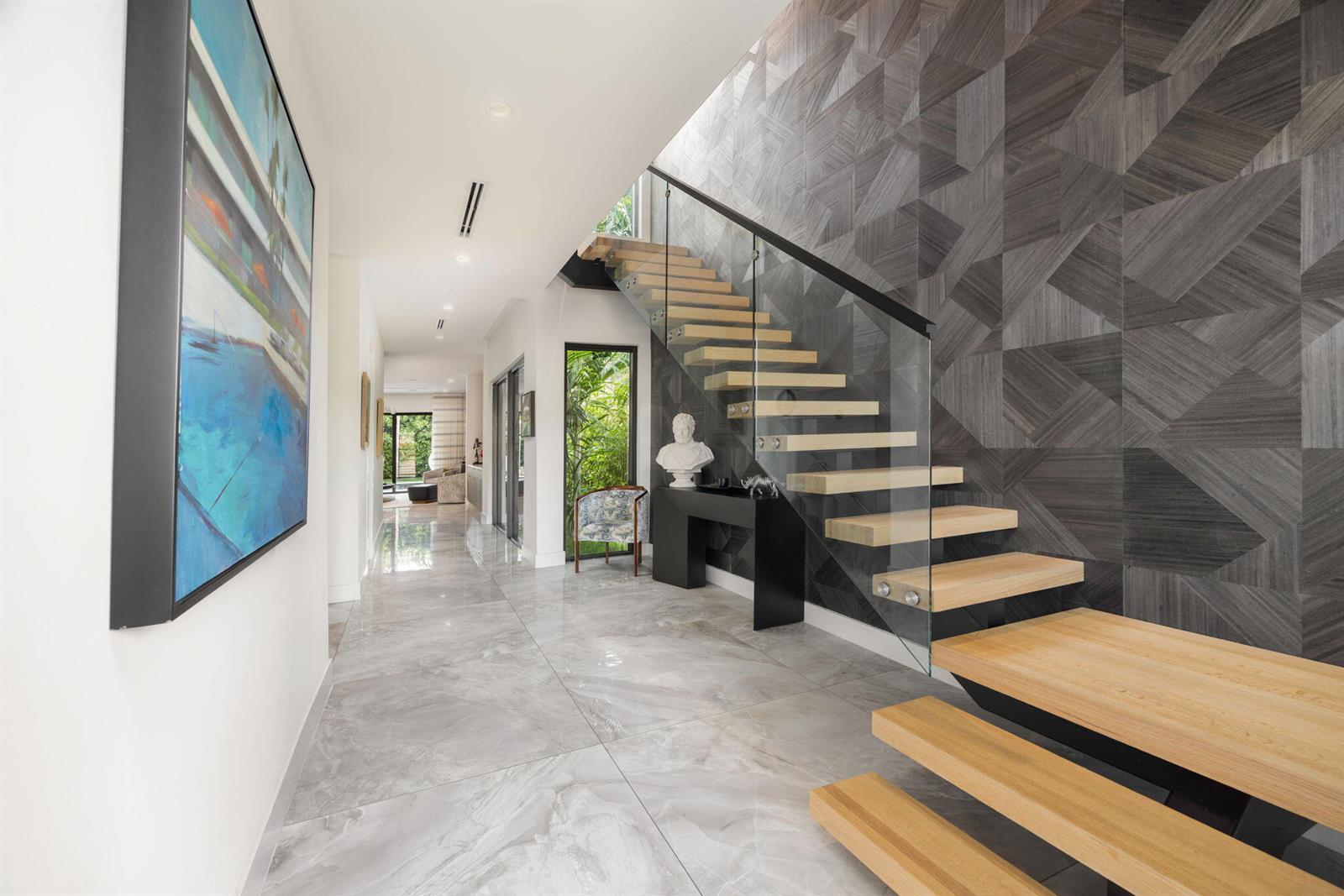 1616 NE 5TH Court # A, Fort Lauderdale FL 33301 photo 4