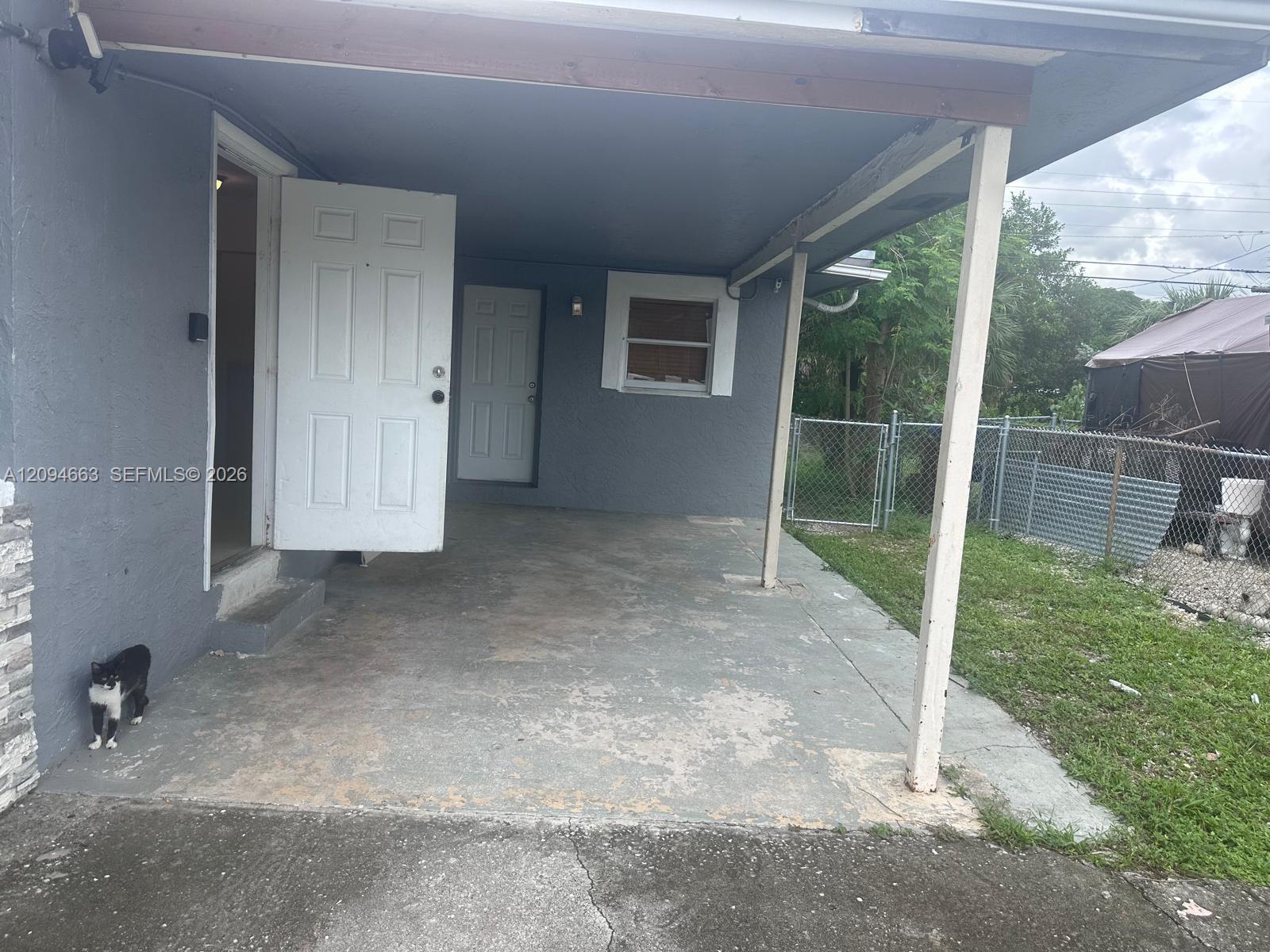 2837 NW 9th Ct # 1, Fort Lauderdale FL 33311 photo 3