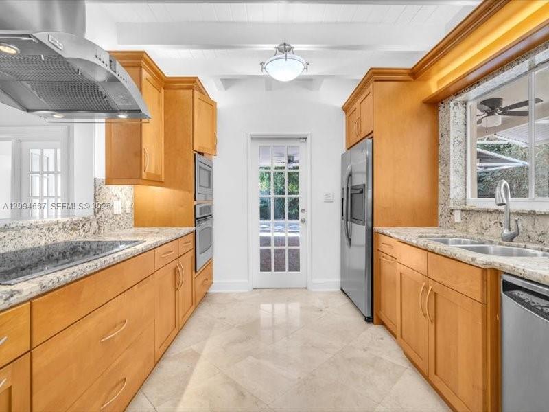 1232 NE 88th St, Miami FL 33138 photo 5