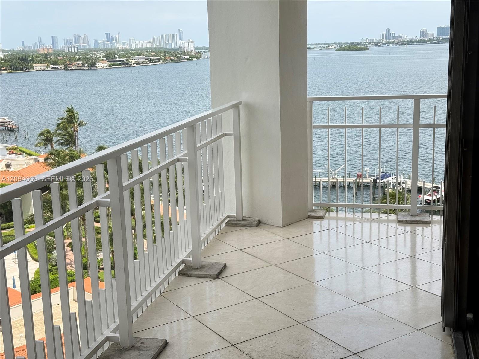 4000 NE Towerside Ter # 1101, Miami FL 33138